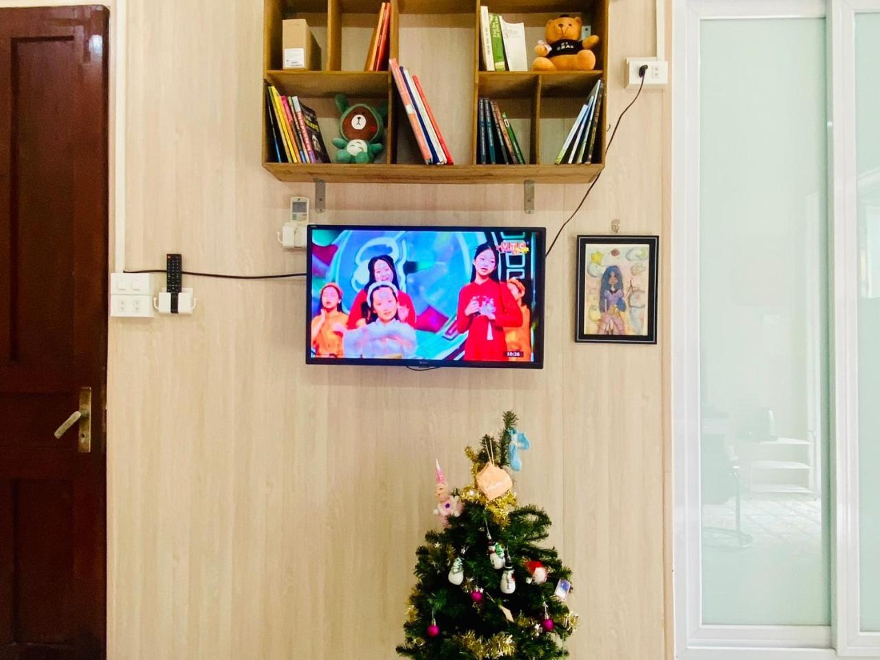 Cozy Homestay With Large Bed, Private Bathroom, Large Balcony Hanoi Eksteriør bilde