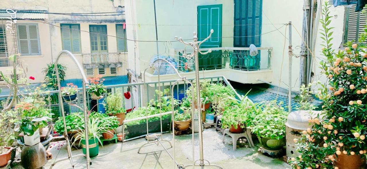 Cozy Homestay With Large Bed, Private Bathroom, Large Balcony Hanoi Eksteriør bilde